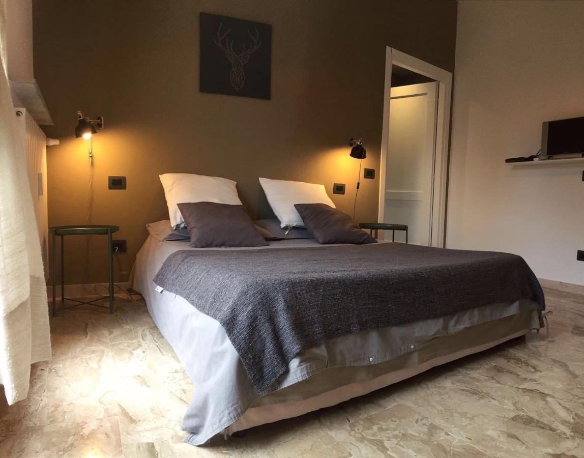 Il Contrabbasso Crémone Extérieur photo